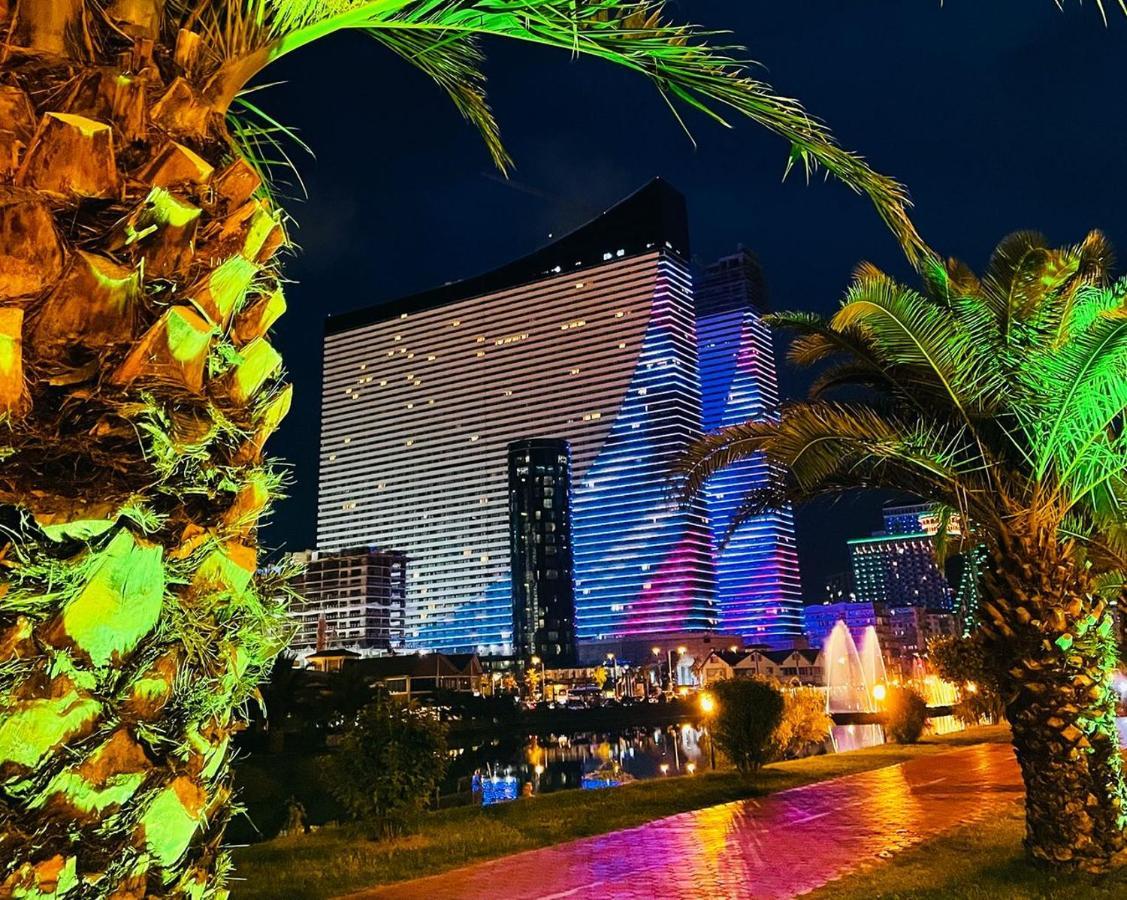 Luxury Sea View Orbi City Batumi Exteriör bild
